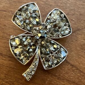 Silver Tone and Swarovski Crystal Vintage Brooch | Museum Shop Designer Replica